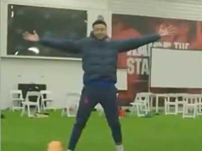 什么水平？你的林皇训练大秀篮球远射
